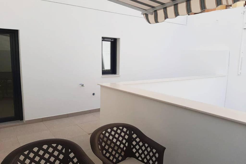 New Apartment In The Center-Terrace & Free Parking Malaga Exterior photo
